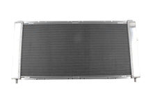 Load image into Gallery viewer, GPI Aluminum Radiator&amp;fans for Chevy Silverado Cadillac GMC YUKON 4.8 5.3 6.0 /6.2 V8
