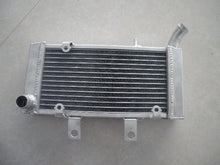 Load image into Gallery viewer, GPI Aluminum Radiator For 1998-2001 Honda VFR800FI VFR800-Fi (RC46) Interceptor 1998 1999 2000 2001
