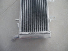 Load image into Gallery viewer, GPI Aluminum Radiator For 1998-2001 Honda VFR800FI VFR800-Fi (RC46) Interceptor 1998 1999 2000 2001
