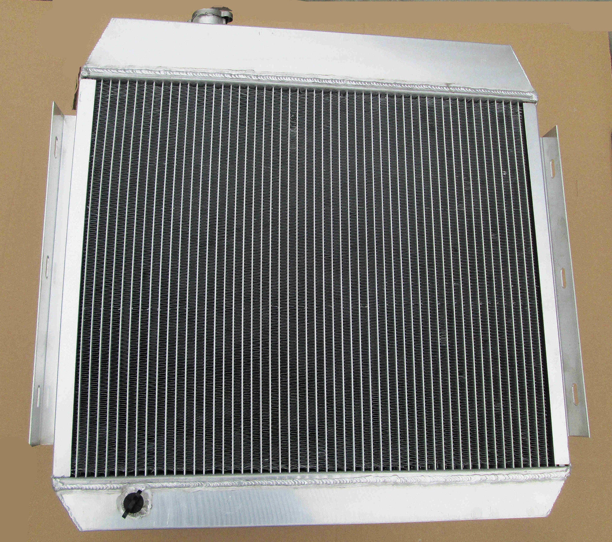 1957 Chev Car Radiator 62mm 3 Row Aluminum Radiator& FAN For 1955-1957 Chevy V8 Cars CC5056 B ...