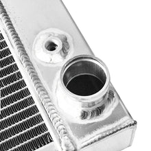 Load image into Gallery viewer, GPI 2 Row Aluminum Radiator For 1988-1999 Chevy GMC C/K 1500 2500 3500 Pickup 5.7 V8   1988 1989 1990 1991 1992 1993 1994 1995 1996 1997 1998 1999
